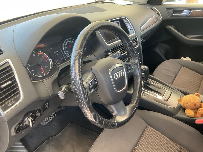 Audi Q5 2.0 TFSI quattro 2009 – снимка 24