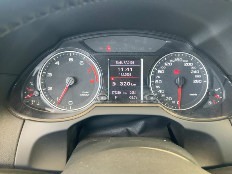 Audi Q5 2.0 TFSI quattro — zdjęcie 13