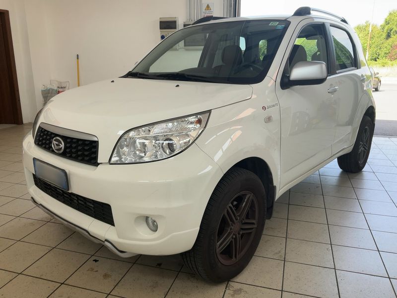 Daihatsu Terios 1.5 Basis