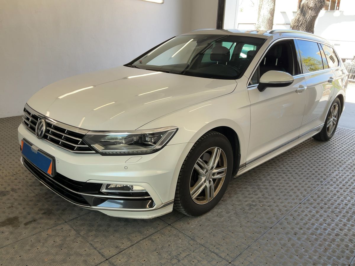 Volkswagen Passat 2016 — photo 1