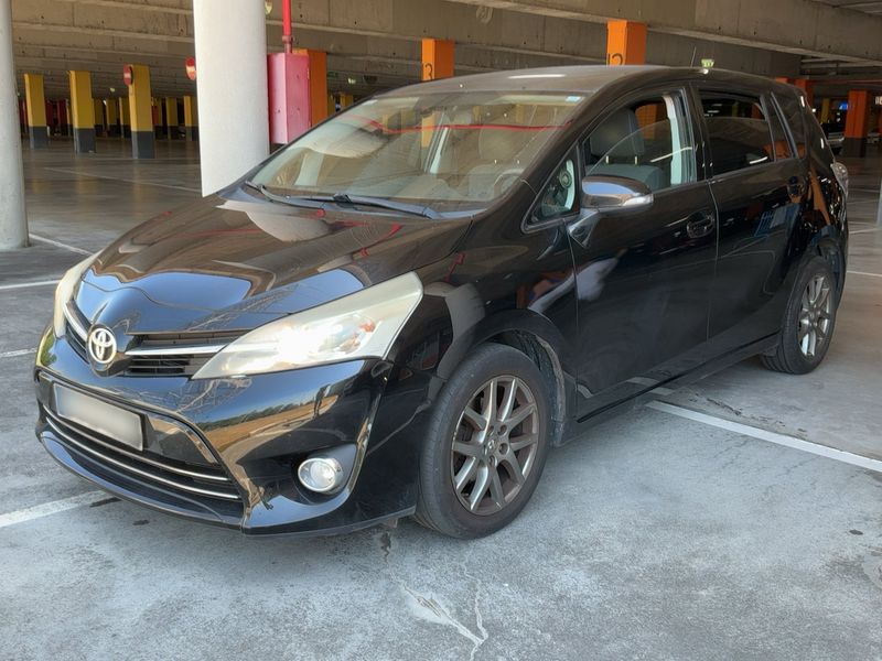 Toyota Verso 1.6 D-4D Advance 2014 – снимка 1