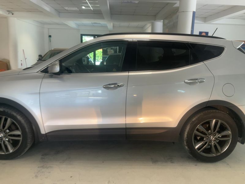 Hyundai Santa Fe 2.2 CRDi Style 4WD — zdjęcie 4