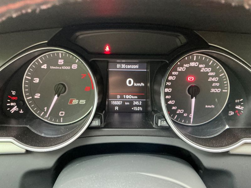 Audi S5 3.0 V6 TFSI quattro — zdjęcie 13