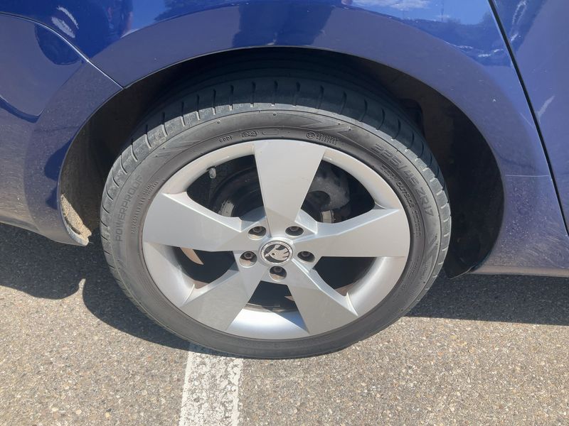 Skoda Octavia 2.0 TDI Elegance 2014 – снимка 9