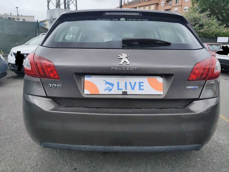 Peugeot 308 2.0 Blue-HDi Allure — zdjęcie 4