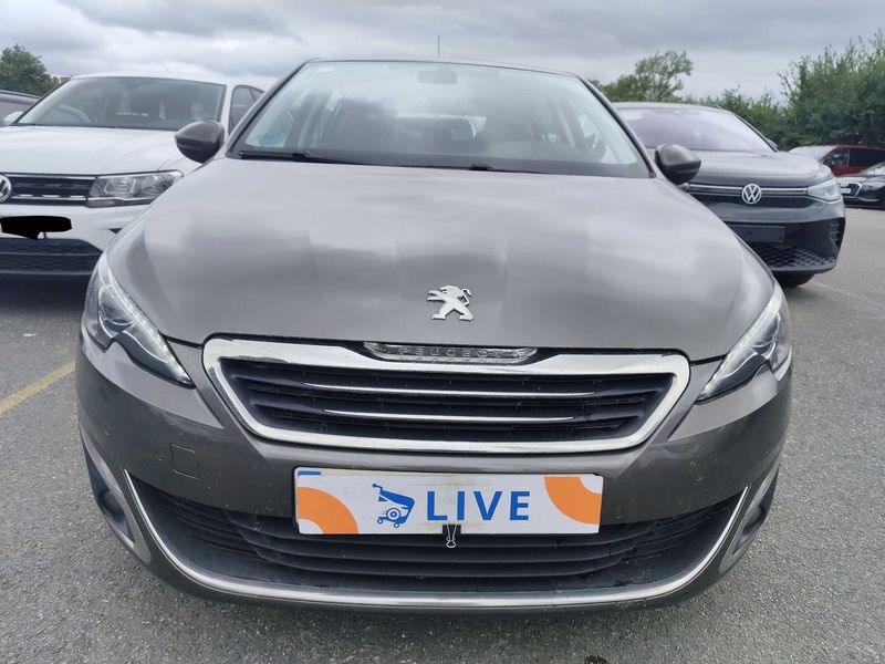 Peugeot 308 2.0 Blue-HDi Allure — zdjęcie 7
