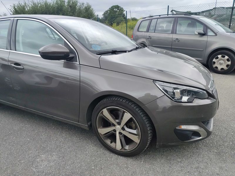 Peugeot 308 2.0 Blue-HDi Allure — zdjęcie 6