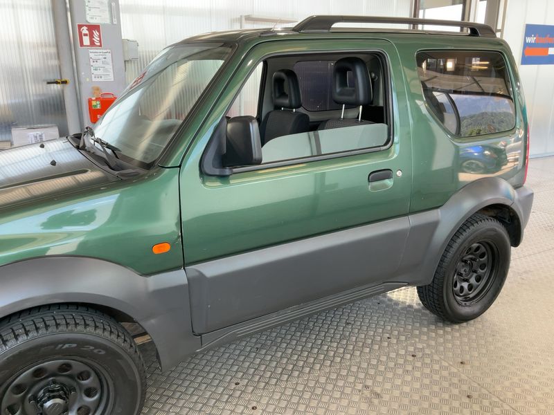 Suzuki Jimny 1.3 V — zdjęcie 4