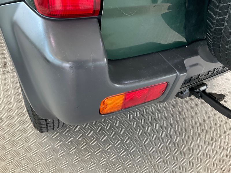 Suzuki Jimny 1.3 V 2012 – снимка 29