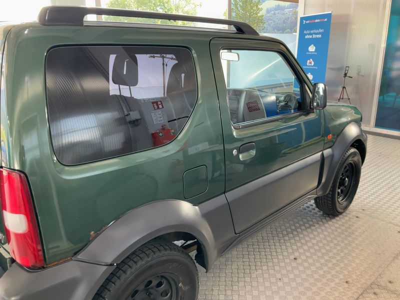 Suzuki Jimny 1.3 V — zdjęcie 7