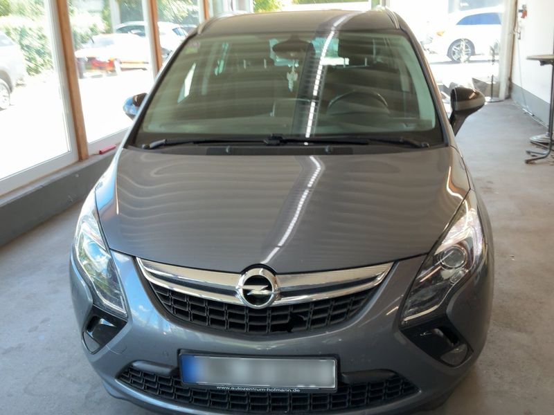 Opel Zafira Tourer 2.0 CDTI Innovation — zdjęcie 9