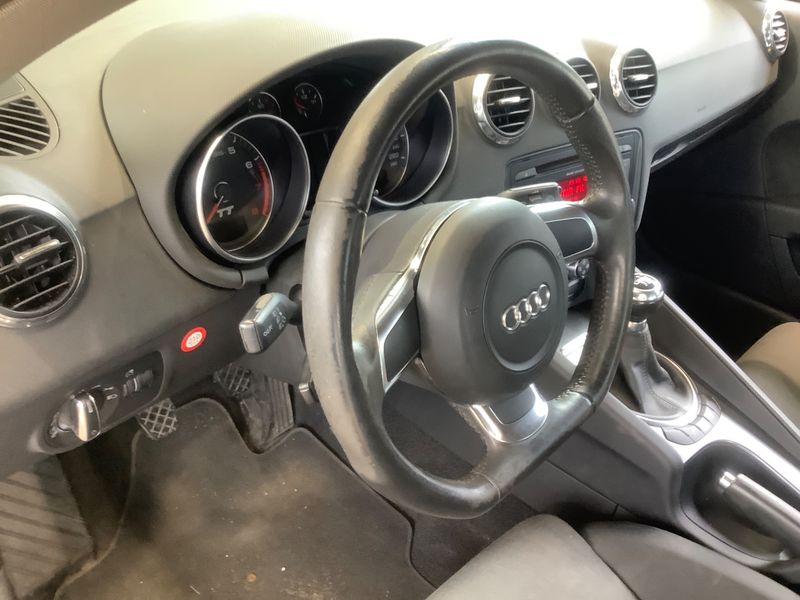 Audi TT 1.8 TFSI Coupe 2010 – снимка 22