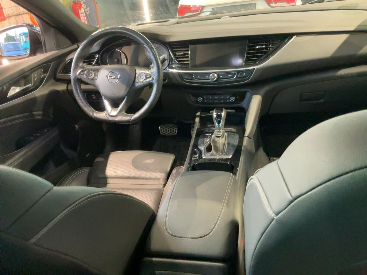 Opel Insignia 2017 — photo 18