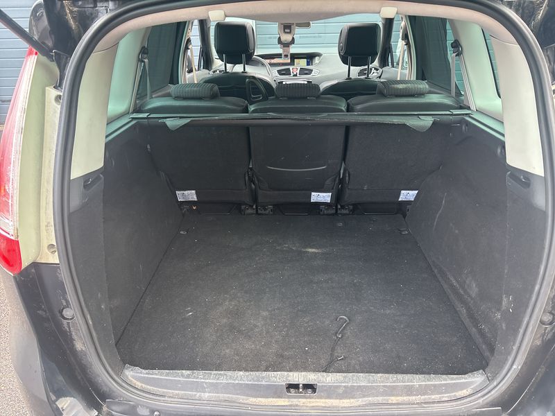 Renault Grand Scenic 1.4 TCe BOSE Edition — zdjęcie 9