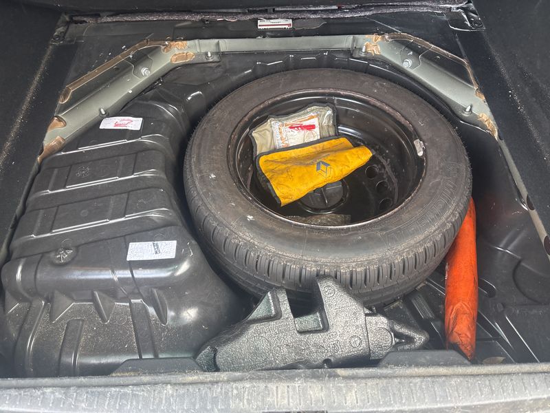 Renault Grand Scenic 1.4 TCe BOSE Edition — zdjęcie 18