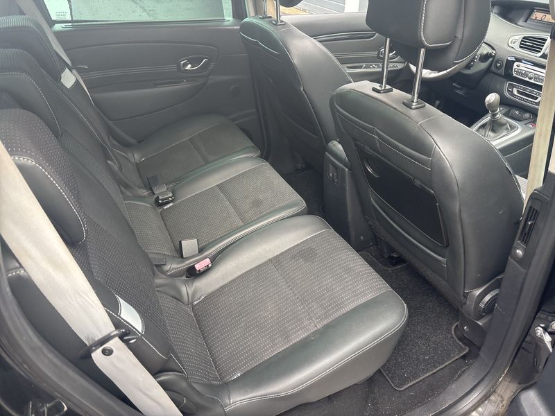 Renault Grand Scenic 1.4 TCe BOSE Edition — zdjęcie 14