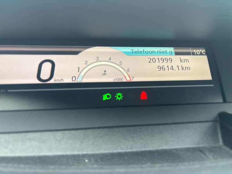 Renault Grand Scenic 1.4 TCe BOSE Edition — zdjęcie 12