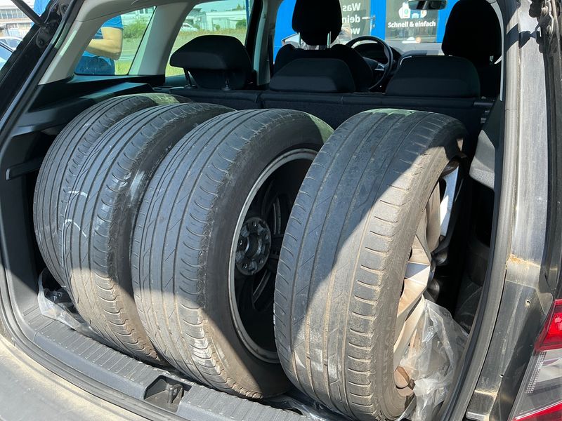 Skoda Karoq 1.6 TDI Style 2019 – снимка 15