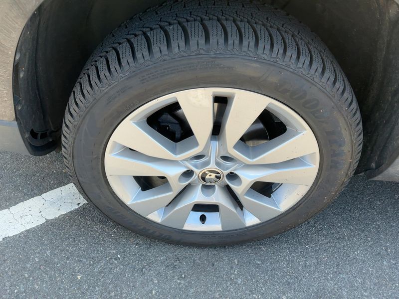 Skoda Karoq 1.6 TDI Style 2019 – снимка 3
