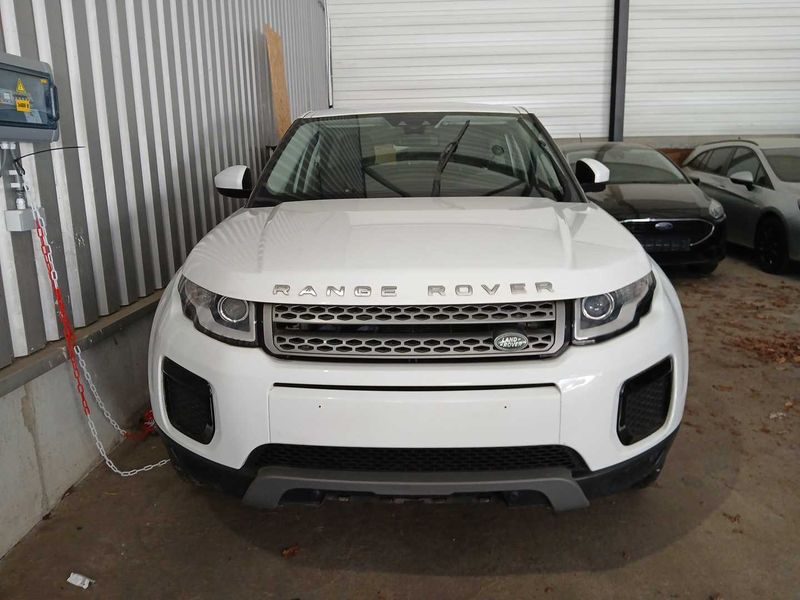 Land Rover Evoque 2.0 Td4 Pure — zdjęcie 7