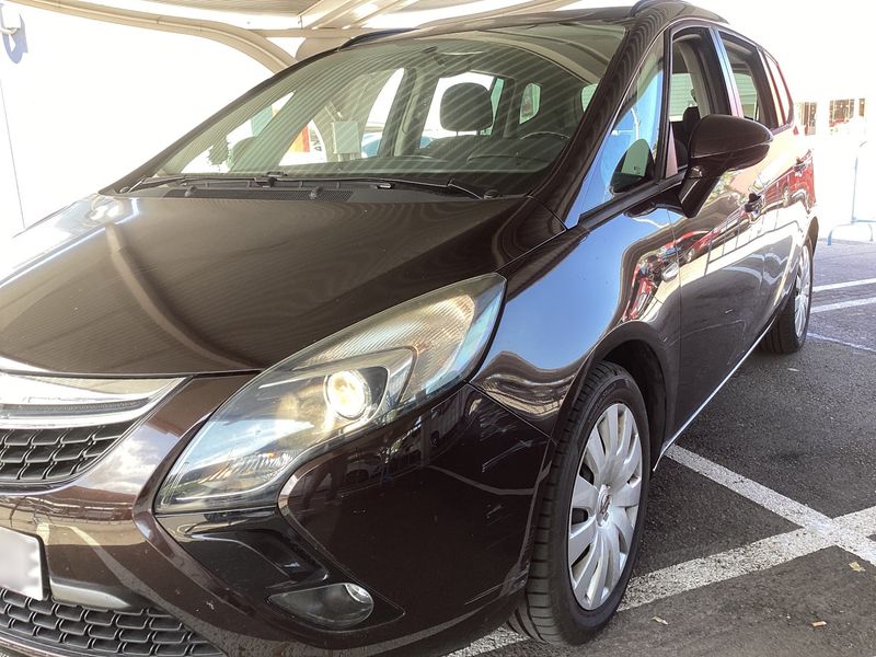 Opel Zafira Tourer 1.4 Turbo Selective — zdjęcie 2