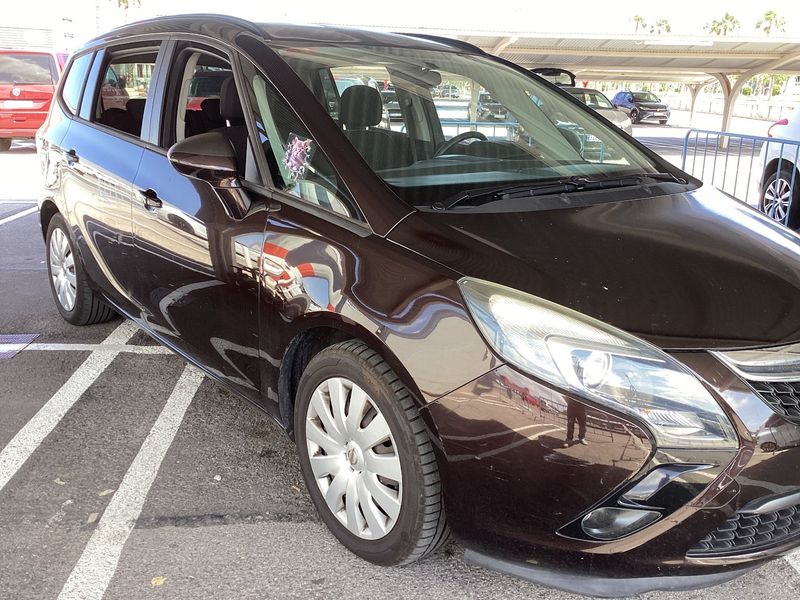 Opel Zafira Tourer 1.4 Turbo Selective — zdjęcie 8