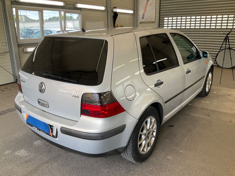 Volkswagen Golf IV 1.9 TDI Comfortline — zdjęcie 2