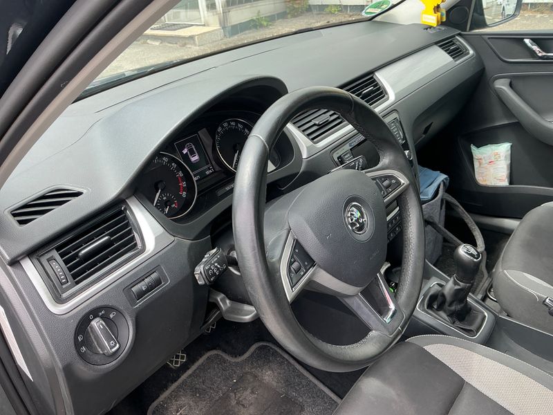 Skoda Rapid Spaceback 1.4 TDI Ambition 2016 – снимка 28
