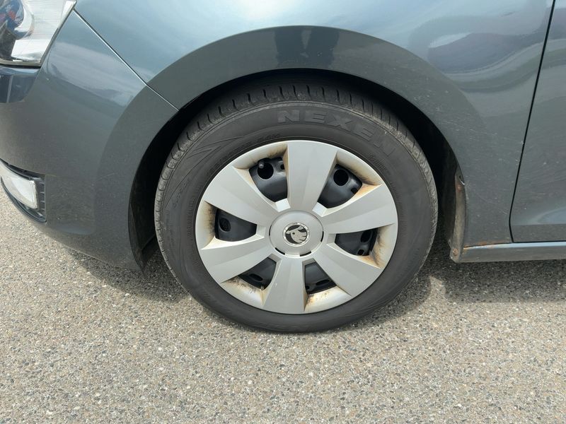 Skoda Rapid Spaceback 1.4 TDI Ambition 2016 – снимка 3