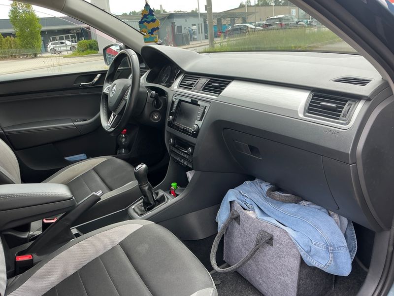 Skoda Rapid Spaceback 1.4 TDI Ambition 2016 – снимка 31