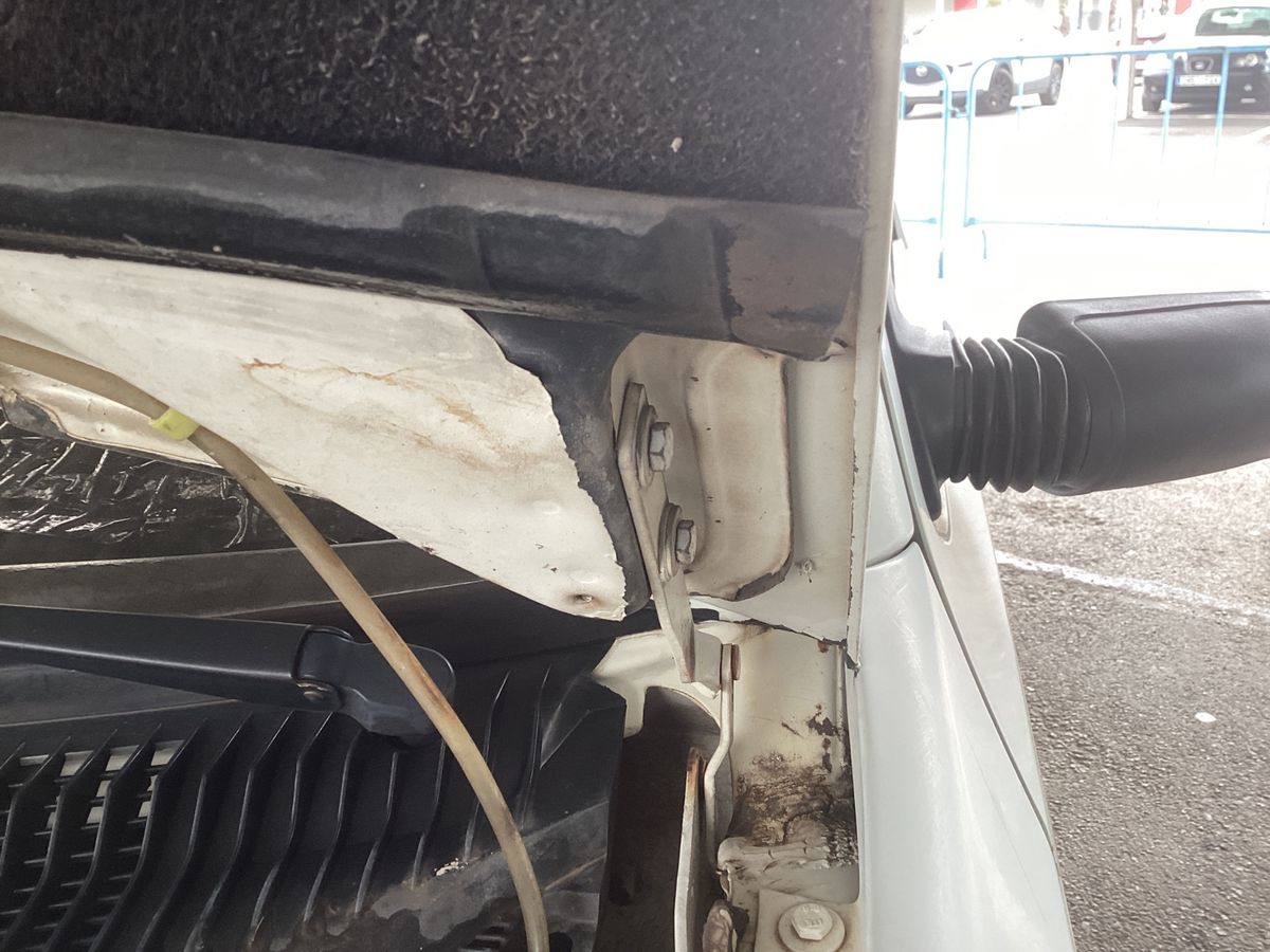 Peugeot 205 1990 — photo 15