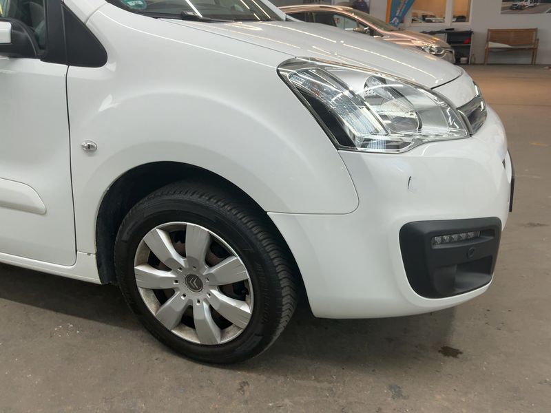 Citroen Berlingo 1.6 Blue-HDi Shine 2016 – снимка 12