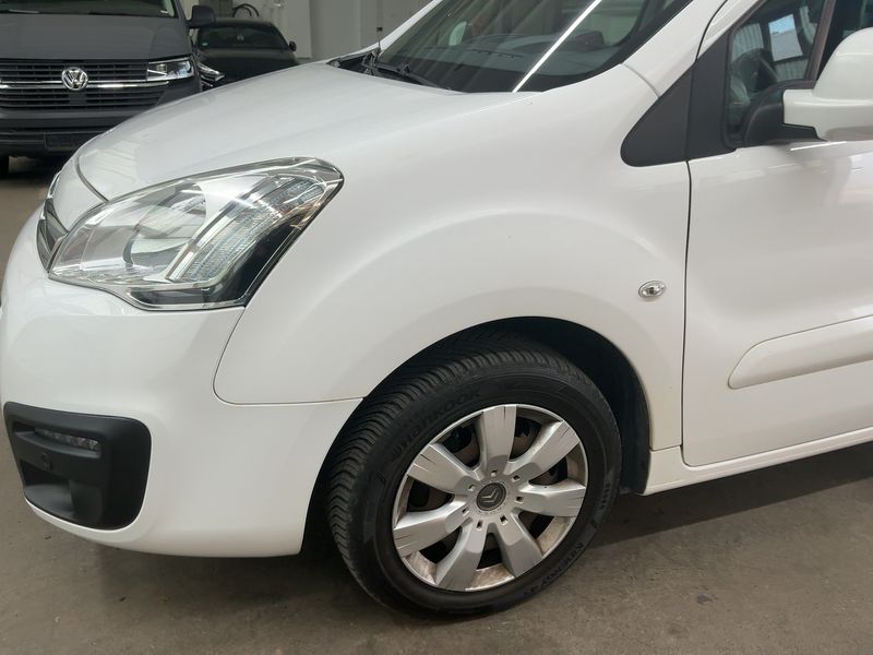 Citroen Berlingo 1.6 Blue-HDi Shine 2016 – снимка 2