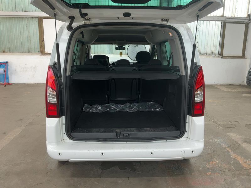 Citroen Berlingo 1.6 Blue-HDi Shine 2016 – снимка 15