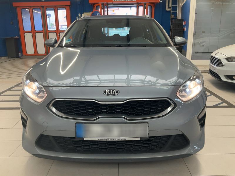 Kia cee'd 1.4 TGDI Vision — zdjęcie 9