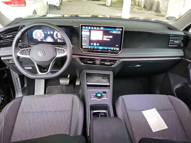 Volkswagen Tiguan 1.5 eTSI ACT Life — zdjęcie 9