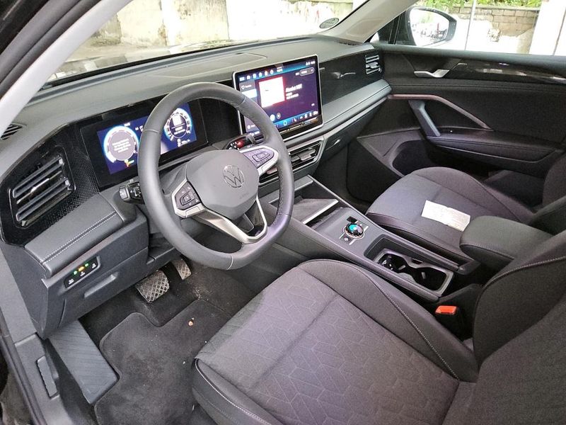 Volkswagen Tiguan 1.5 eTSI ACT Life — zdjęcie 8