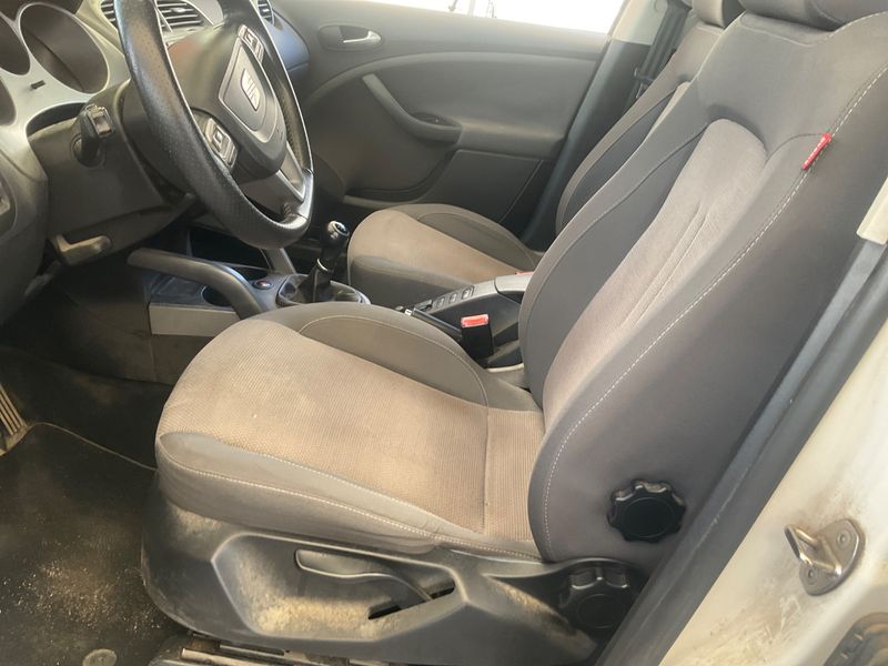 Seat Altea 1.6 TDI Style Ecomotive 2010 – снимка 12