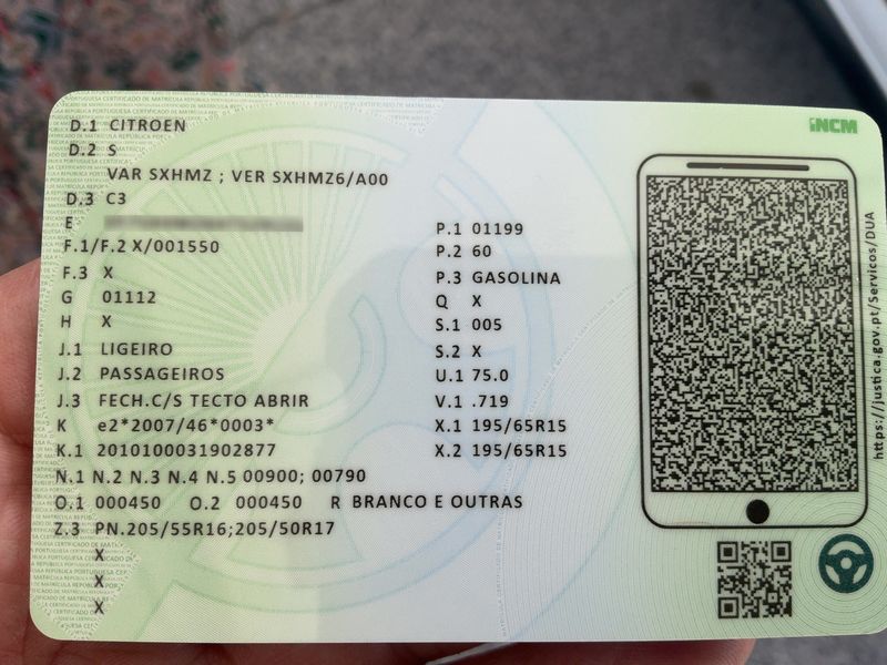 Citroen C3 1.2 PureTech Feel — zdjęcie 15