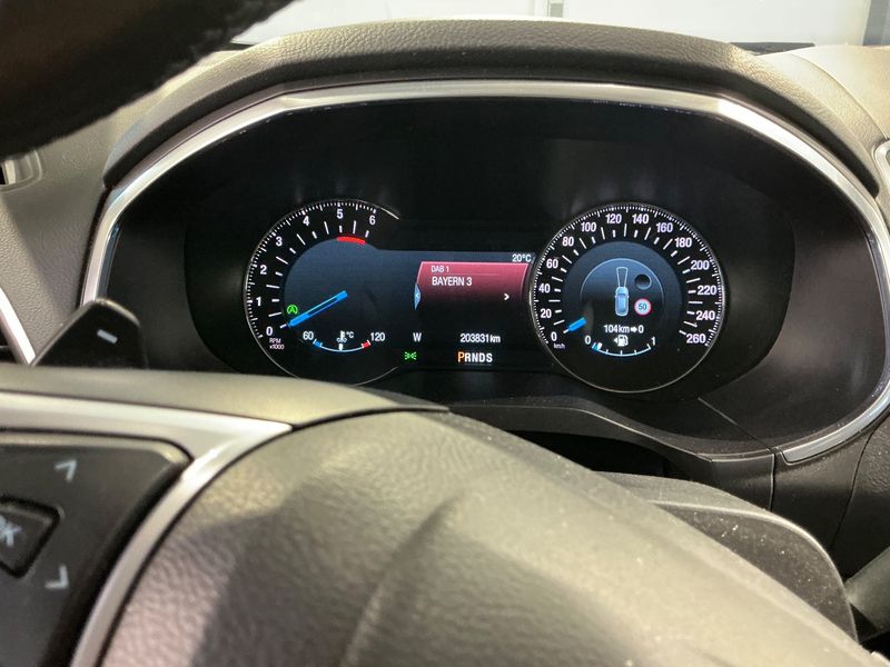 Ford S-Max 2.0 TDCi Titanium 4x4 — zdjęcie 13