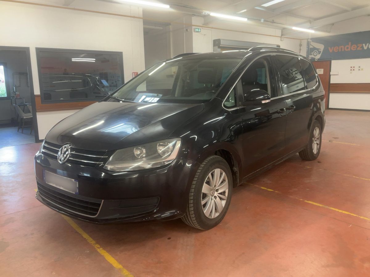 Volkswagen Sharan 2012 — photo 1
