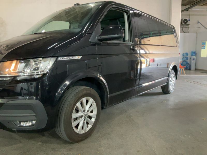 Volkswagen T6 Caravelle 2.0 TDI Trendline lang FWD — zdjęcie 2