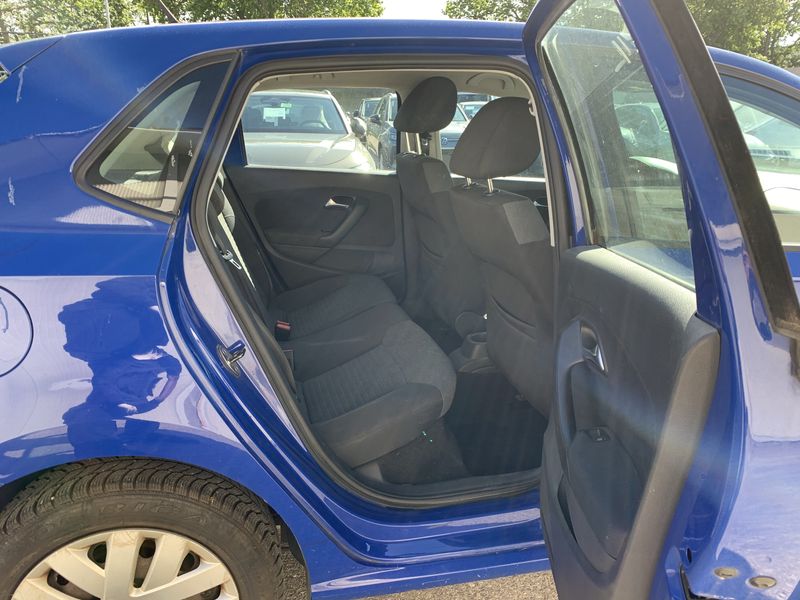 Volkswagen Polo 1.4 FSI Comfortline — zdjęcie 13