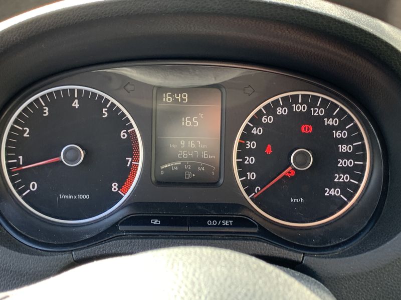 Volkswagen Polo 1.4 FSI Comfortline — zdjęcie 12