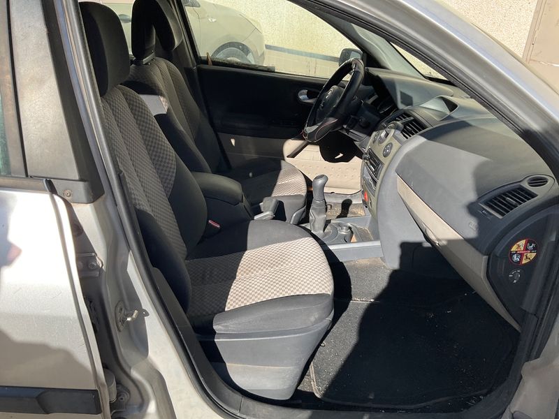 Renault Megane 1.5 dCi Expression Confort — zdjęcie 3