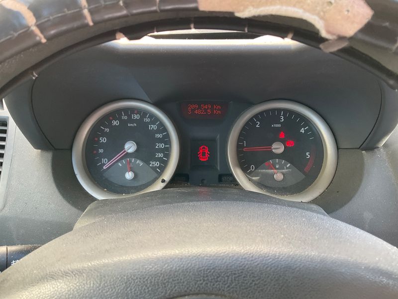 Renault Megane 1.5 dCi Expression Confort — zdjęcie 4