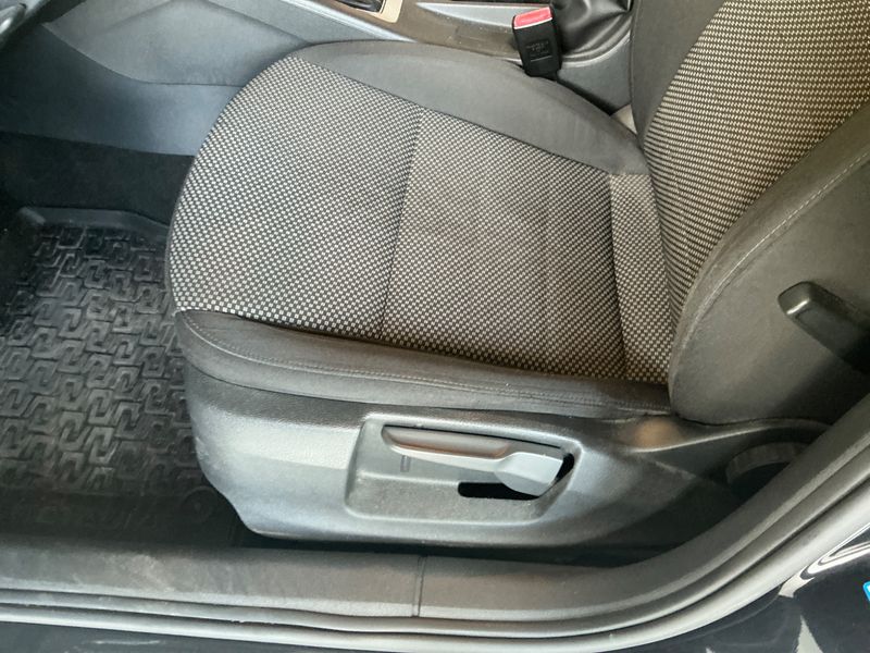 Skoda Octavia 2.0 TDI Ambition 2014 – снимка 25