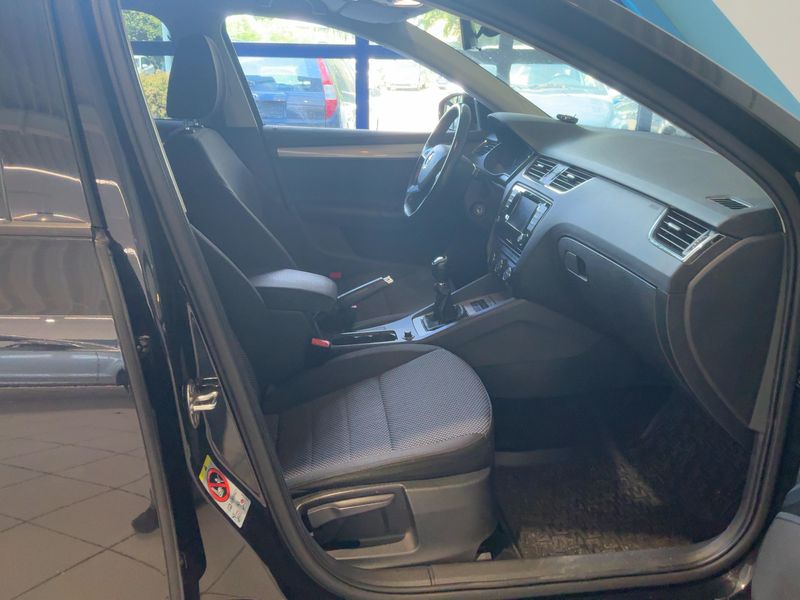Skoda Octavia 2.0 TDI Ambition 2014 – снимка 17