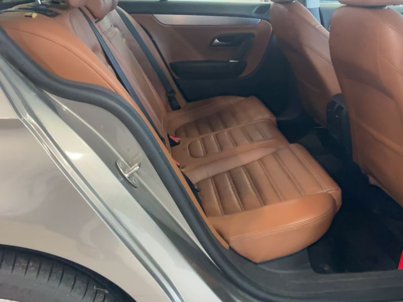 Volkswagen Passat CC 2.0 TSI — zdjęcie 14