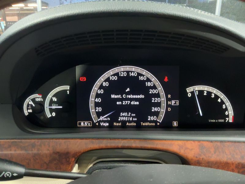 Mercedes-Benz S-Klasse S 500 — zdjęcie 13